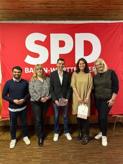 v.l.n.r. Assad Hussain (Vorsitzender SPD KA-Land), Ina Colmelete (Stellv. Vorsitzender SPD KA-Land), Patrick Diebold (Er